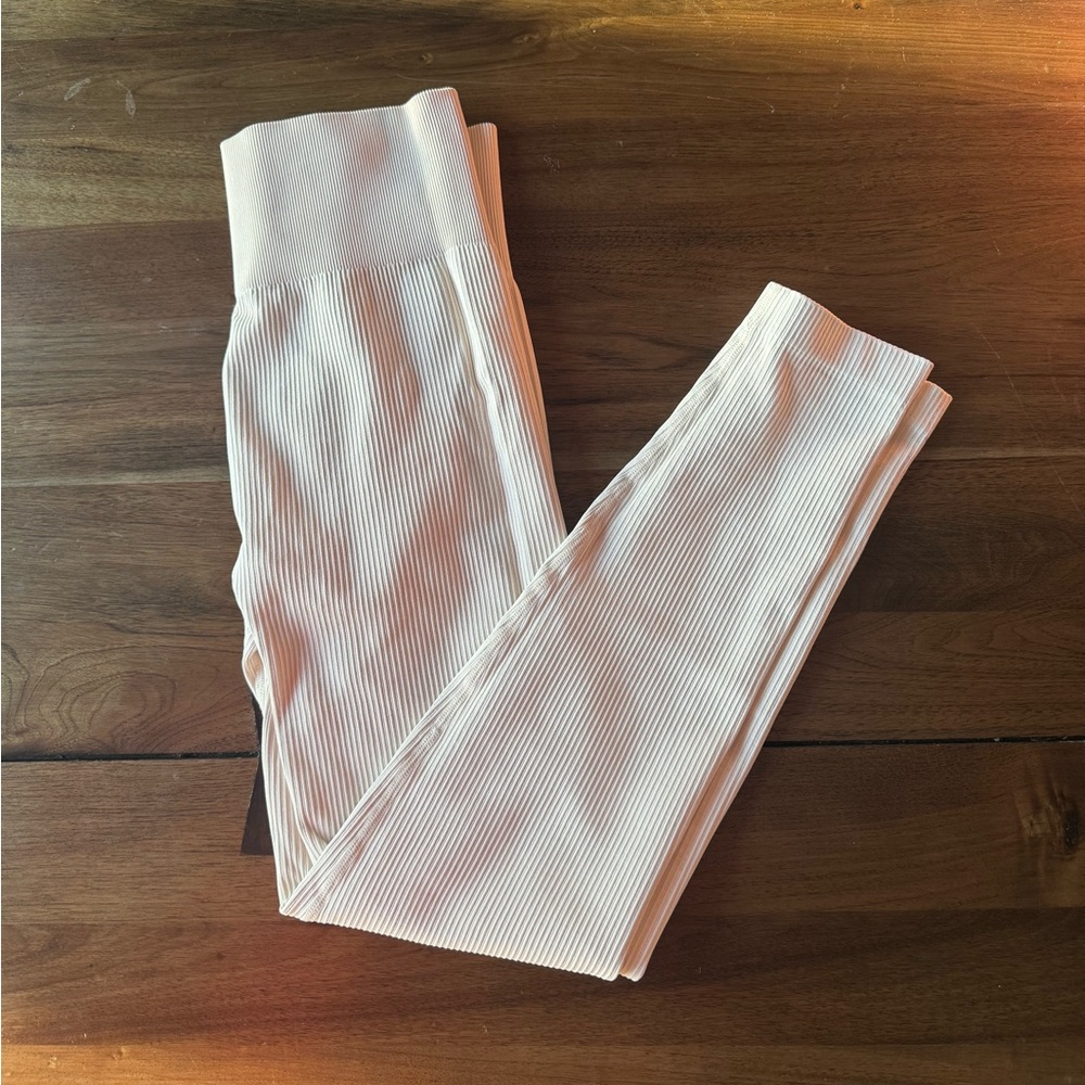 cream ribbed leggings